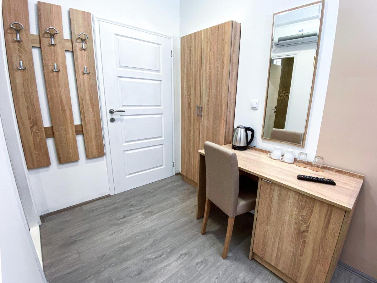 Kiko Apartmani Zrenjanin Exterior foto