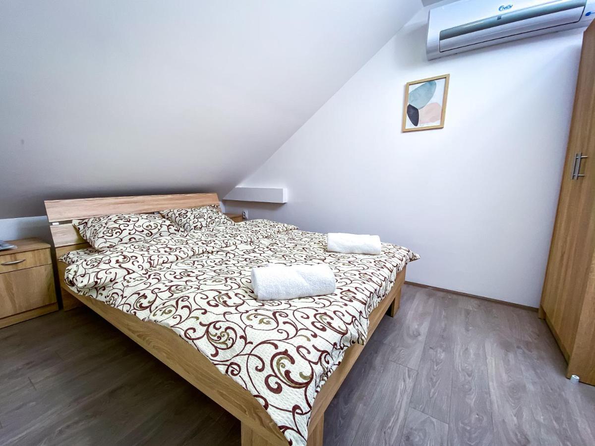Kiko Apartmani Zrenjanin Exterior foto