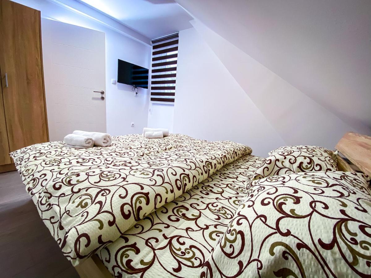 Kiko Apartmani Zrenjanin Exterior foto