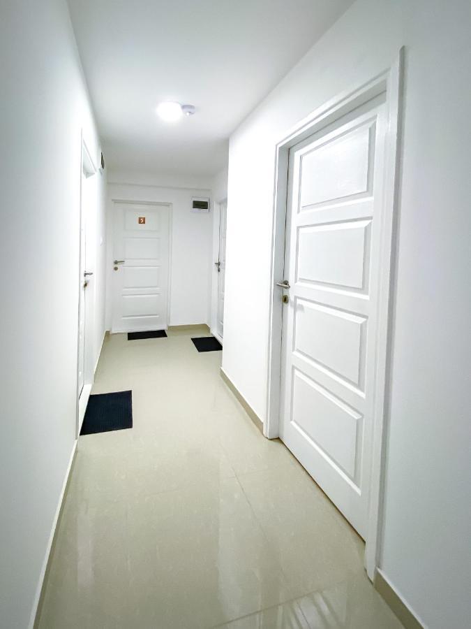 Kiko Apartmani Zrenjanin Exterior foto