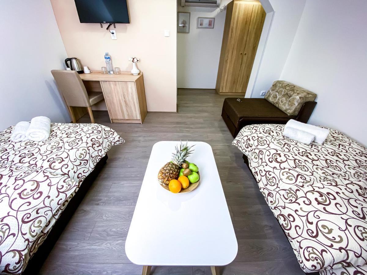 Kiko Apartmani Zrenjanin Exterior foto