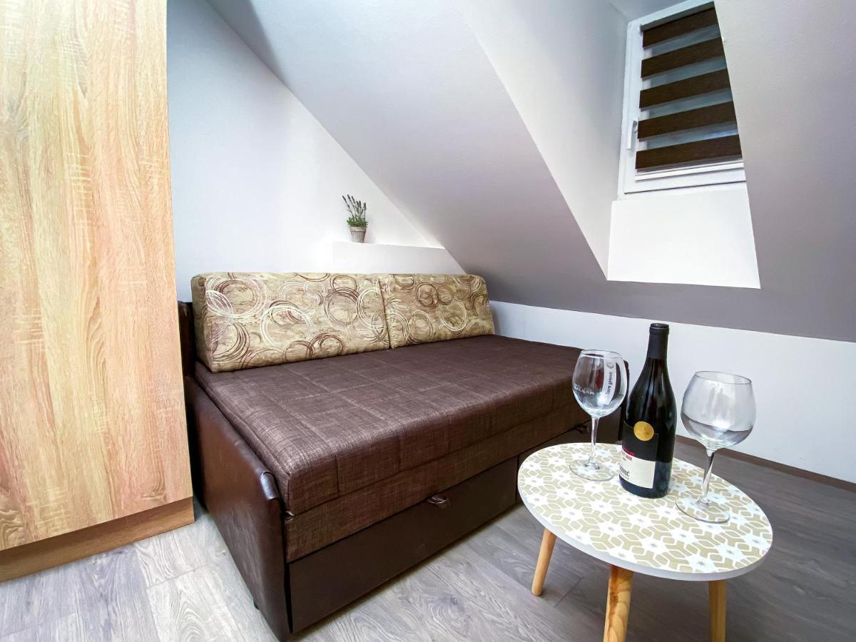 Kiko Apartmani Zrenjanin Exterior foto